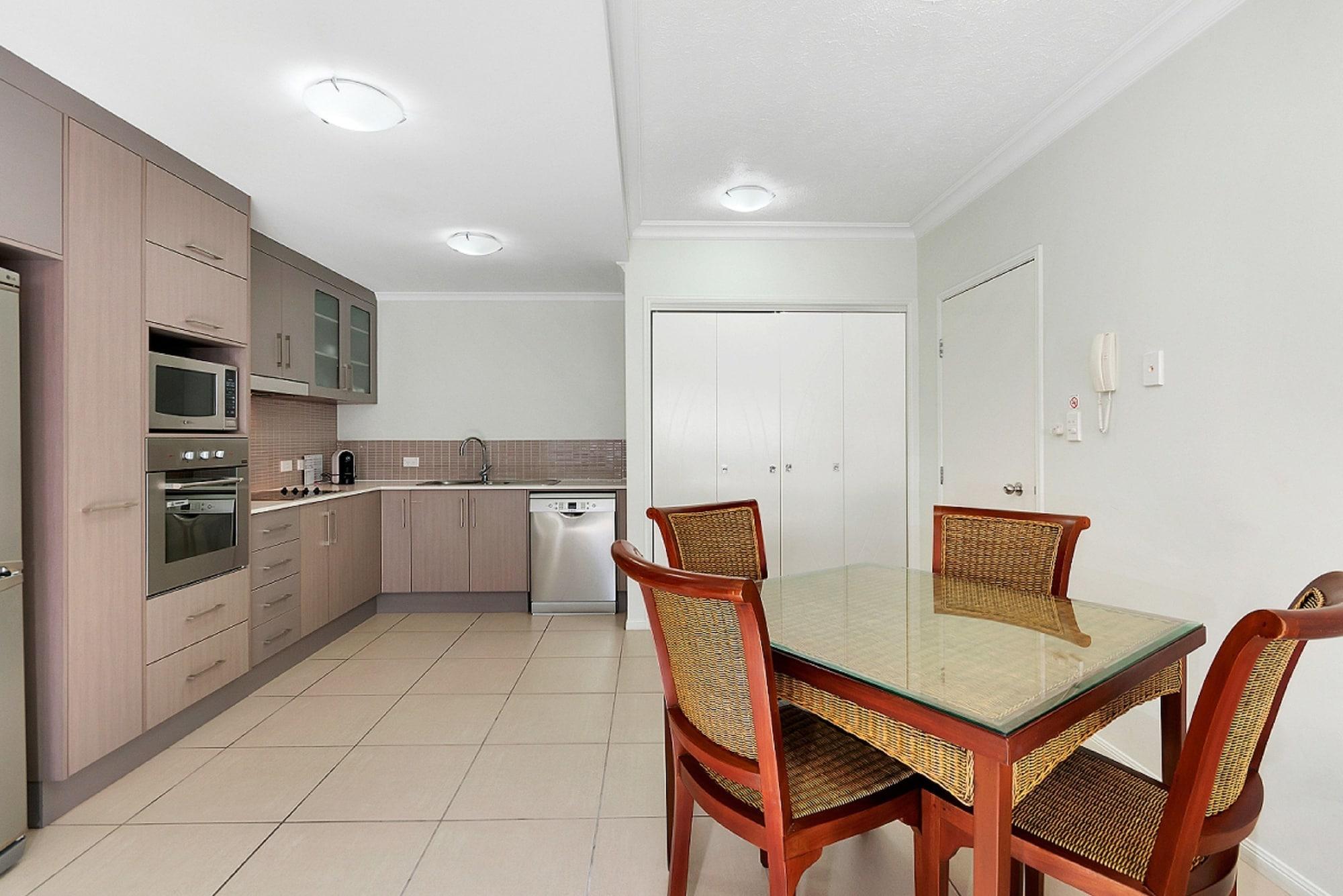 Elysium Apartments Palm Cove Eksteriør billede