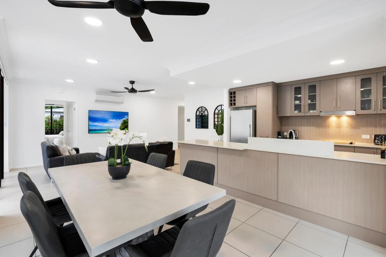 Elysium Apartments Palm Cove Eksteriør billede