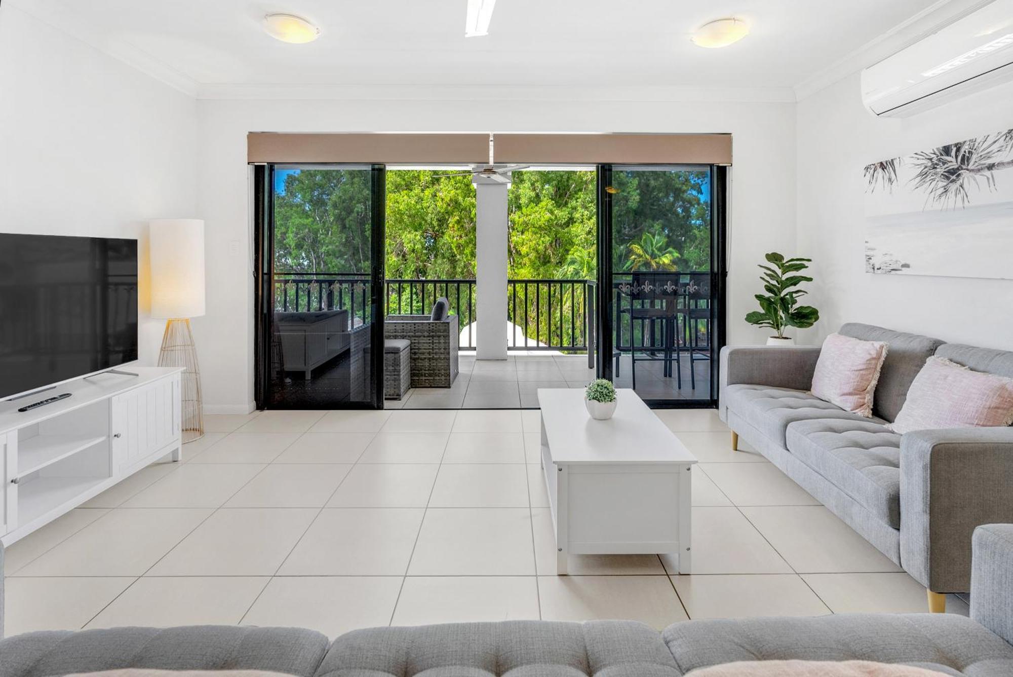 Elysium Apartments Palm Cove Eksteriør billede