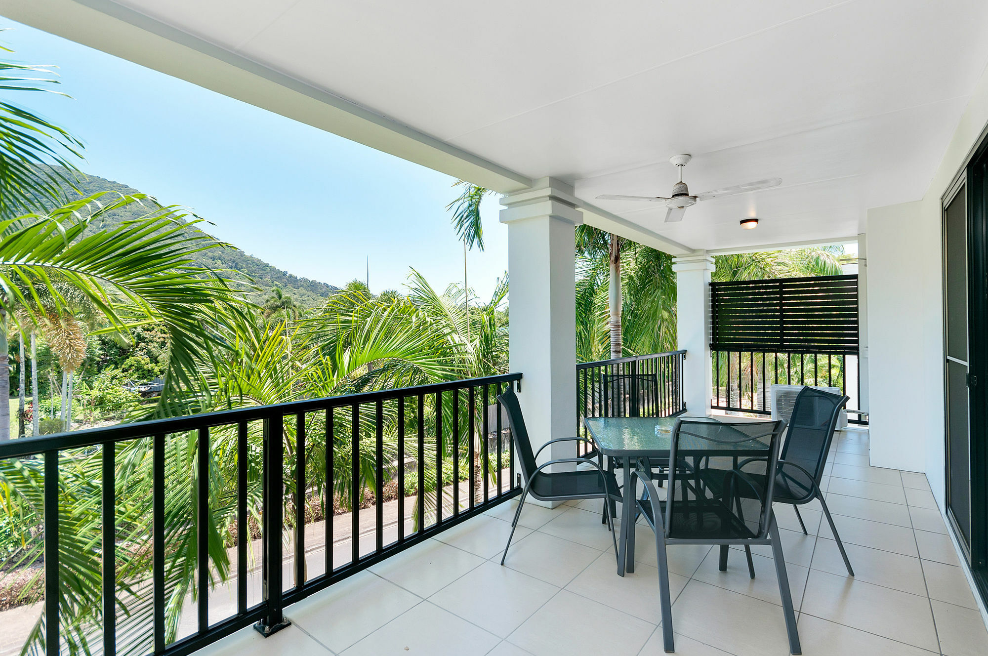 Elysium Apartments Palm Cove Eksteriør billede