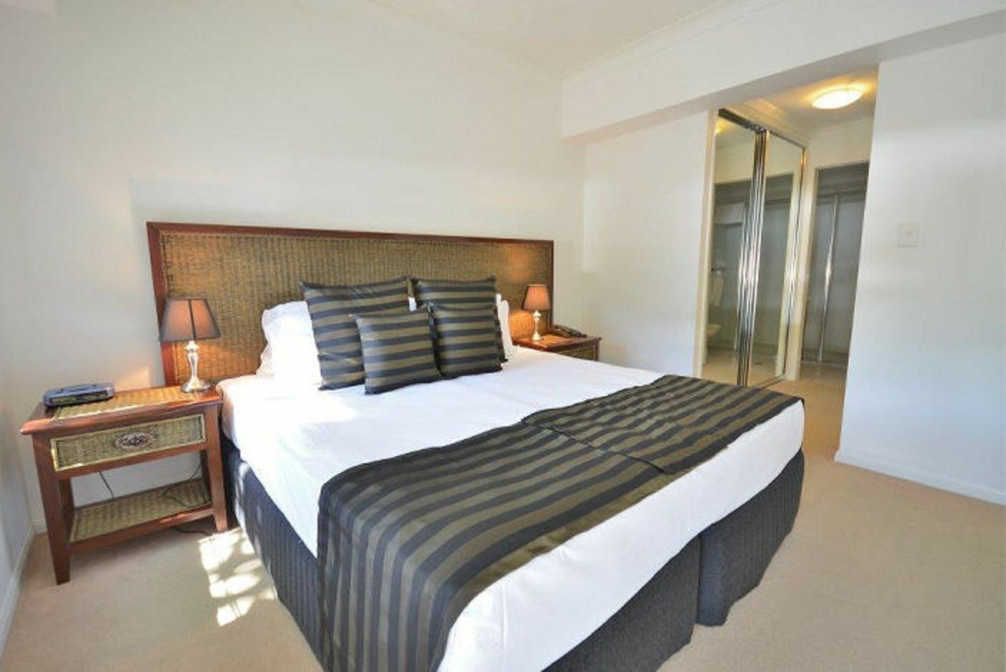 Elysium Apartments Palm Cove Eksteriør billede